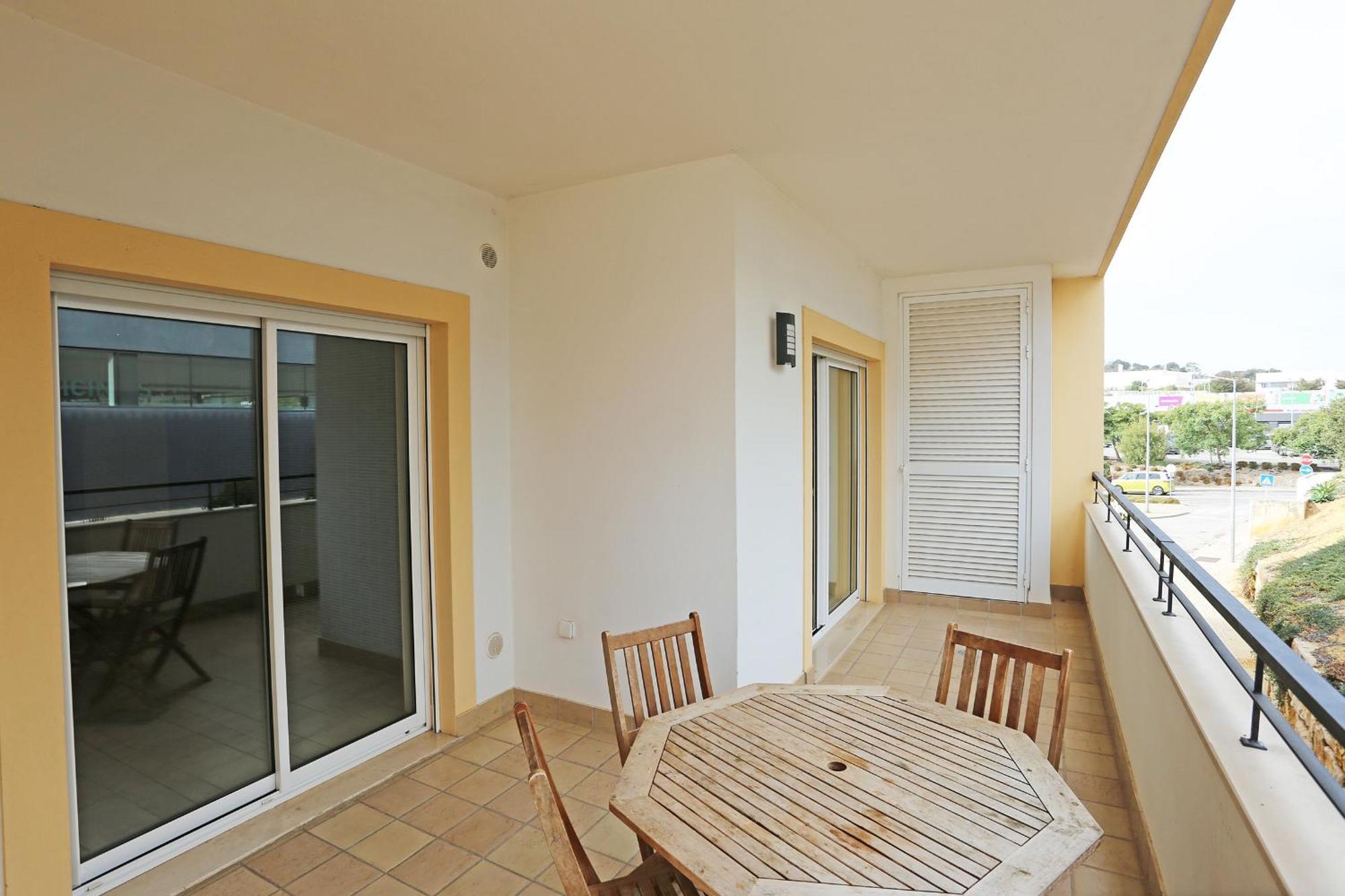 A04 - Large Modern 1 Bed Apartment With Pool 라고스 외부 사진